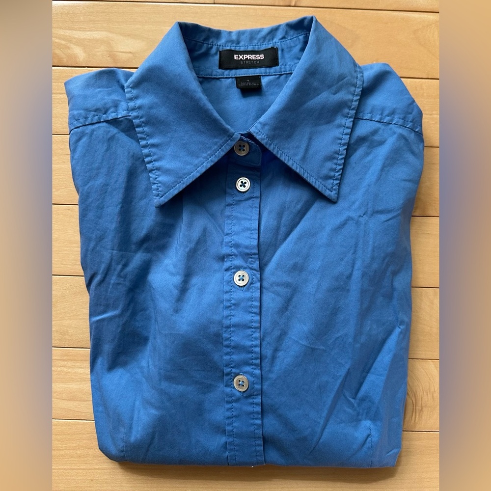 Express blue fitted 3/4 sleeve button down shirt